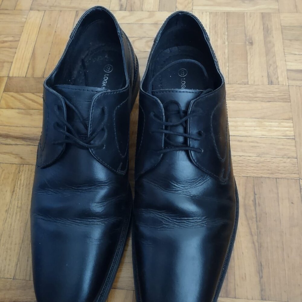 Gently used Logan Hill Black dress shoes Size 9